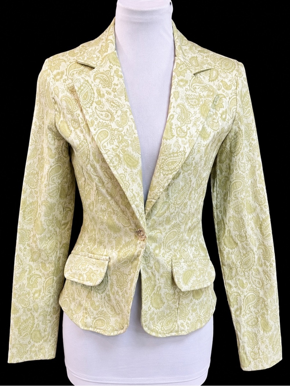 TEMPTED Juniors Med CHIC Layering Green Paisley Fitted Layering Blazer Jacket
